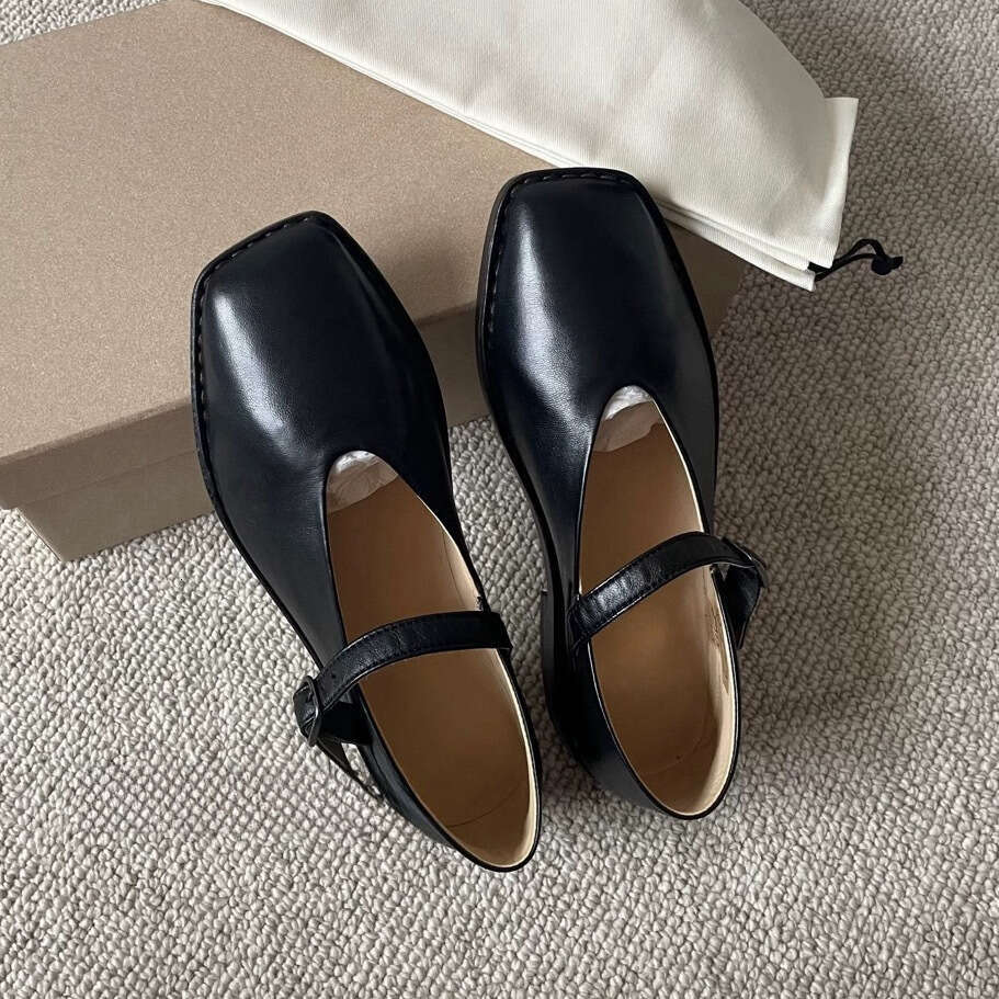 Genuine Korean Style Square Toe One-Strap Buckle Mary Jane Women 2024 New Versatile Flat Shallow Mouth Small Leather Shoes