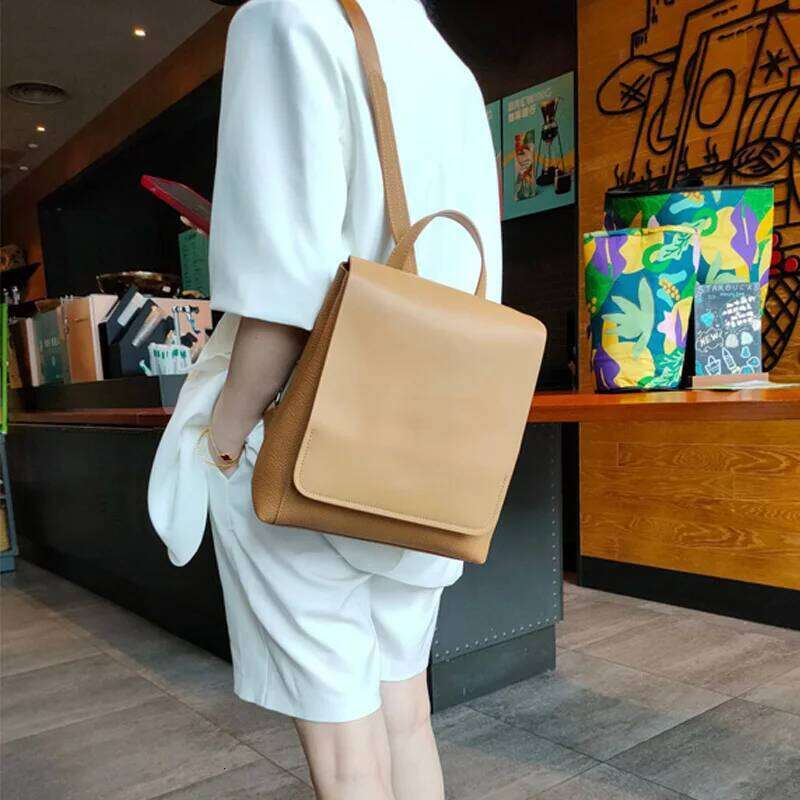 Fashion Female Genuine Backpack Lady's Large Capacity Shoulders Bag Women Commute Knapsack Soft Leather Casual Backpacks