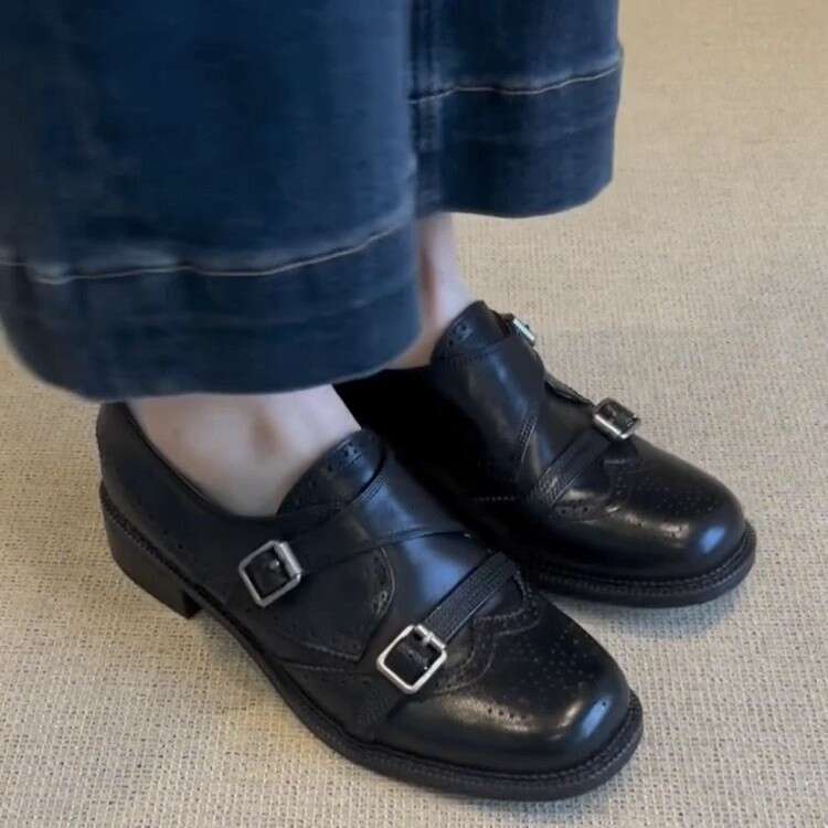 Genuine Brogue Carved Small Leather Shoes for Women, Chunky Heel, Thick Sole, Round Toe, Slip-On Loafers, Commuter Flats