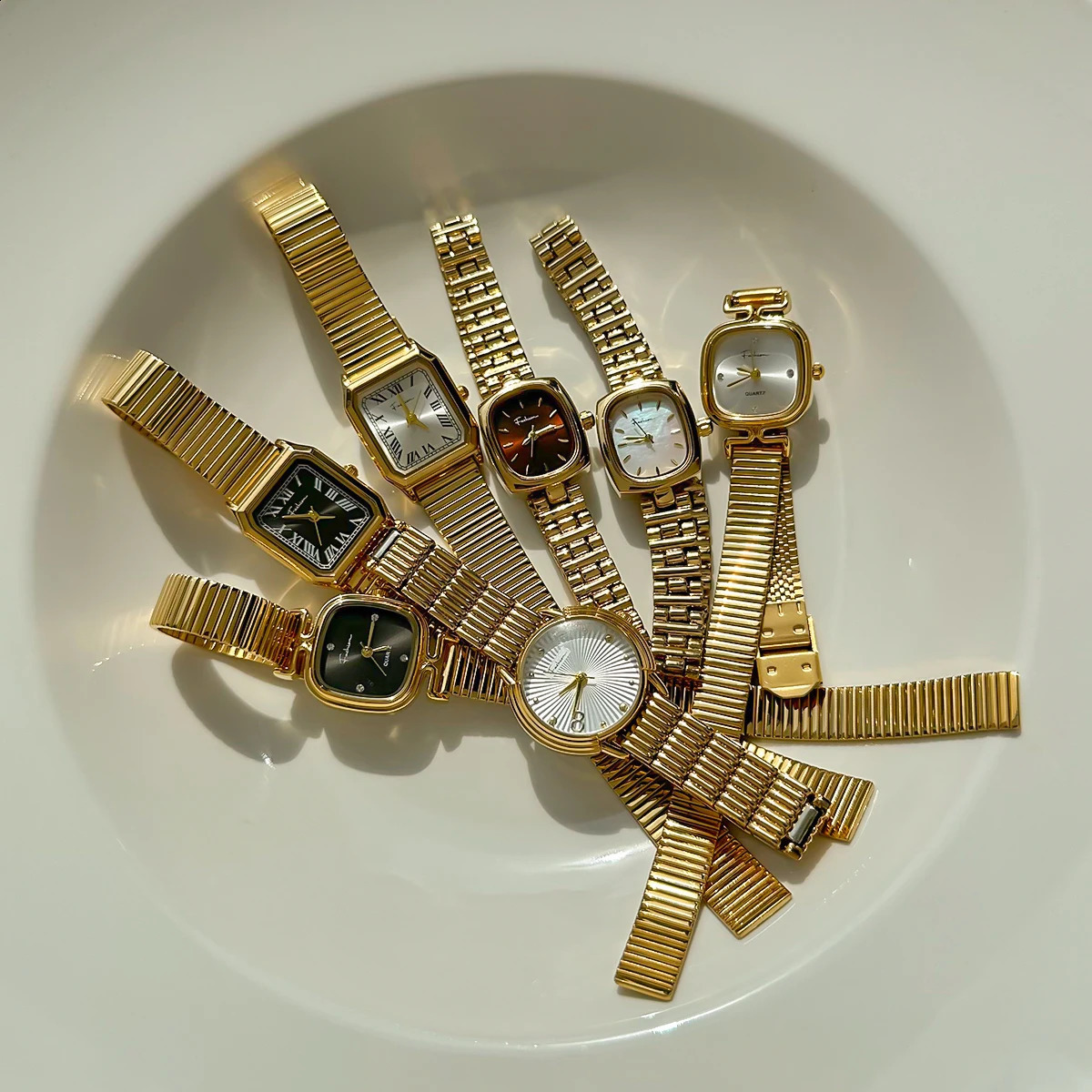 Uworld 18K Premium Gold Color Plated Stainless Steel Quartz Mechanism Watch Trendy Statement Texture Wrist Jewelry Gala Gif 250520