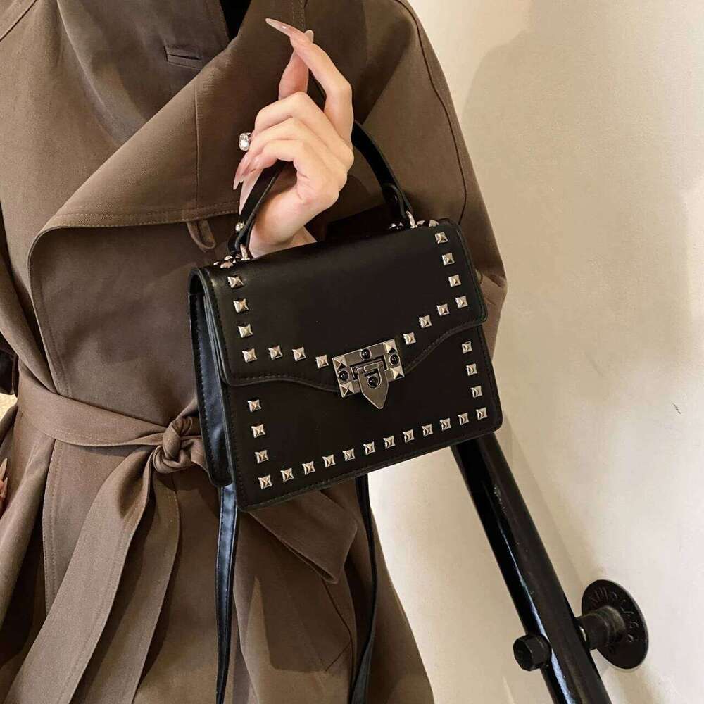 Black Small Square For Women Retro Rivet Crossbody Famous Brand Handbag Solid Color Pu Leather Lady Shoulder Bag Khaki