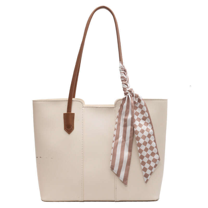 Minimalist Commuter Large Capacity Tote New Niche Stylish Trendy Versatile Shoulder Underarm Bag For Women B5
