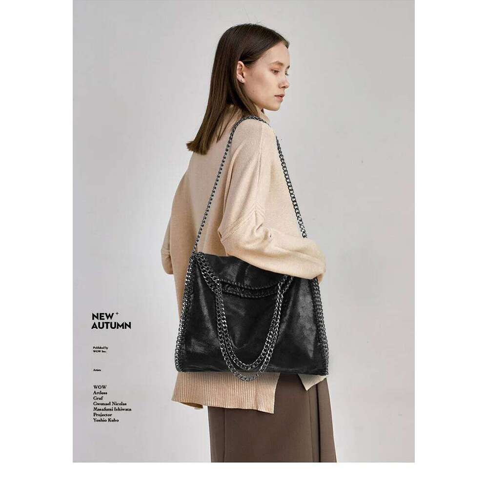 The 2025 New High-End Women's Bag: Large Folding Chain Hand Shoulder Bag, European And American Fashion