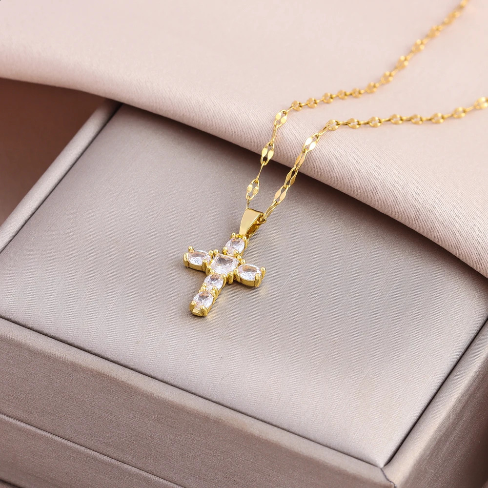 Super Sparkly Zircon Crystal Cross Pendant Necklaces For Women Trendy Female Stainless Steel Neck Chain Jewelry Wholesale 250519