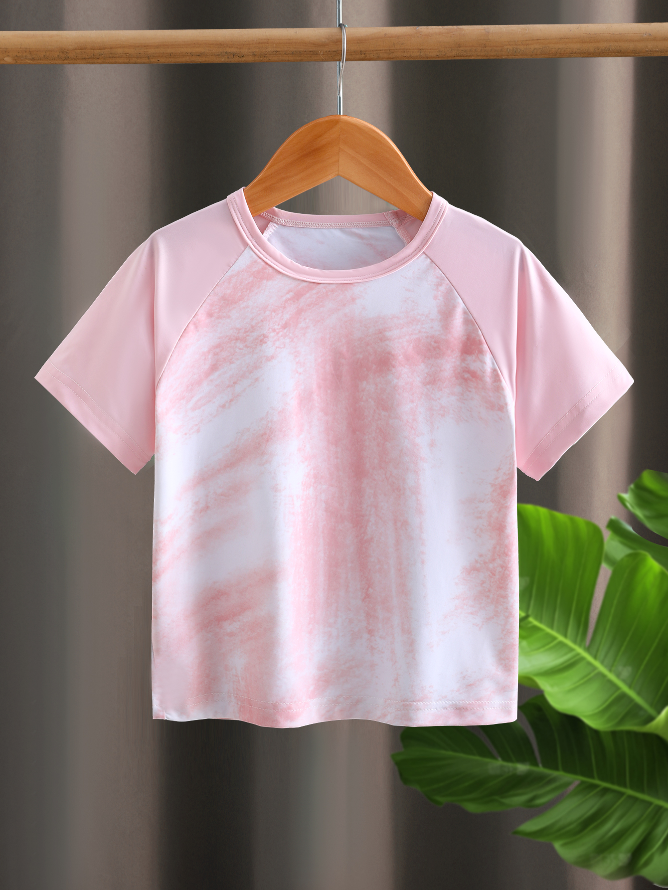 Leisure girls' sports quick drying clothes summer thin new children's short sleeved T-shirt