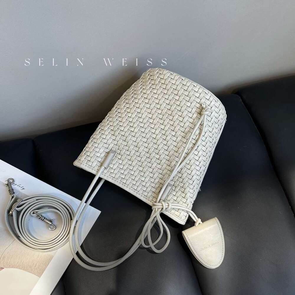 Tote Bag This Year S Summer Trend Fresh Woven Texture Genuine Leather Handheld Basket For Women Stylish Hollow Out Bag Shoulder Bag Braided Handbag