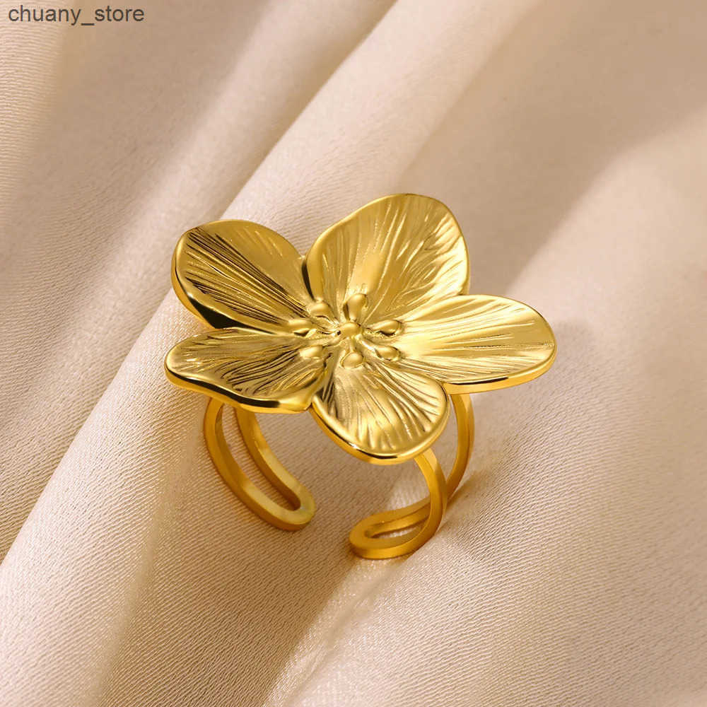 Stainless Steel Rings for Women Aesthetic Heart Gold Color Wedding Ring Vintage Waterproof Wedding Jewelry Prom Accessories Gift z250529VKP1