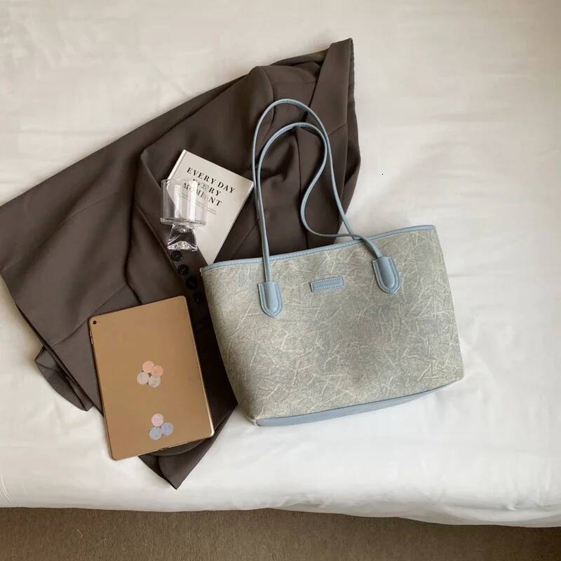 2025 New Release High-End Fashion Brand Women's Handbag - Large Capacity Shoulder Tote, Exuding Niche And Leisure Style