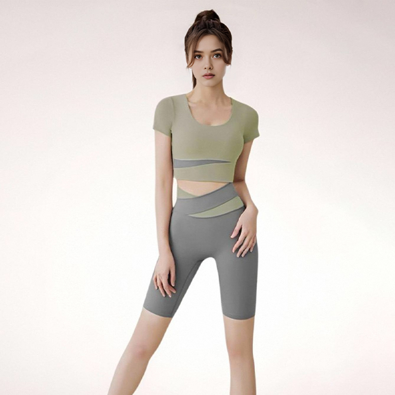 Womens Fitness Ensemble: Sleeveless Sport Bra & Elastic Waistband Tights Rapid Drying Textile with Uninterrupted Flexibility