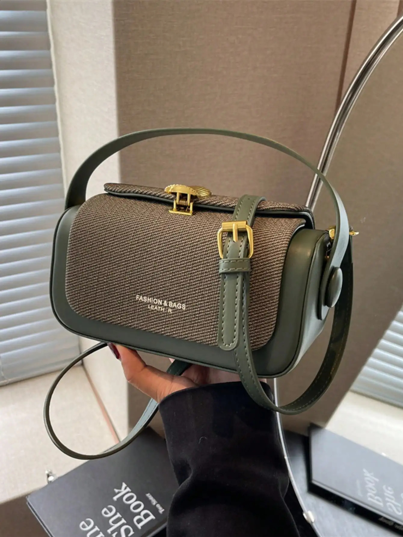 Womens Fashion Oblique Sling Square Box Shape Bag Elegant Minimalist Large Capacity Hand Carry 250528