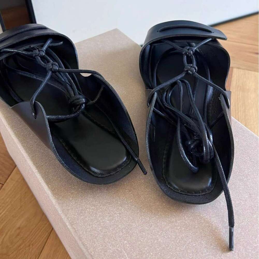 Cowhide Version ~ Niche Cross-Strap Open-Toe Flat for Women 2025 New Summer Roman Sandals