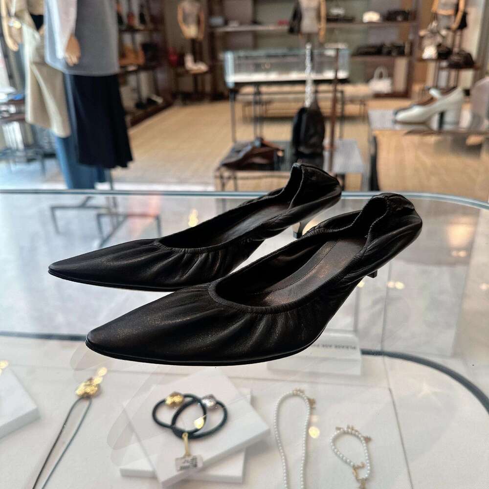 Genuine Leather French Niche High-End Sense Stiletto Pointed Toe Shallow Mouth Single Shoes for Women 2025 Spring New Elegant Cat Heel Loafers