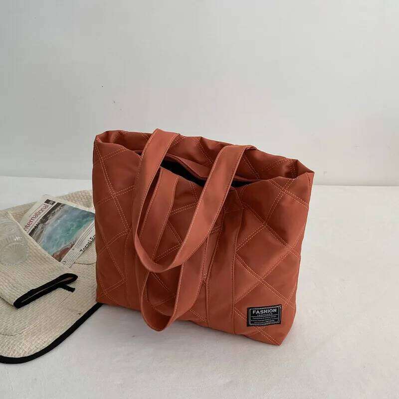 Hot Selling Fashionable And Versatile Large Capacity Nylon Cloth Women's New Shoulder Bag Street Trend Handbag Bolsa Feminina Designer Bags