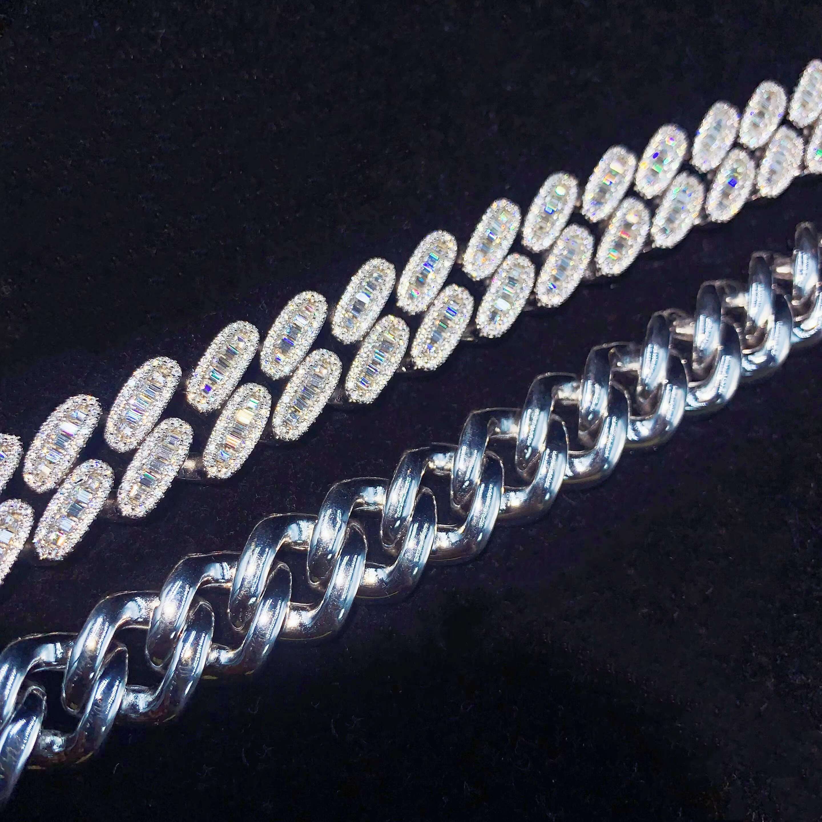 Passed Diamond Tester Heavy Luxury Baguette Diamond VVS Moissanite Cuban Link Chain Rapper Hip Hop Necklace Rock