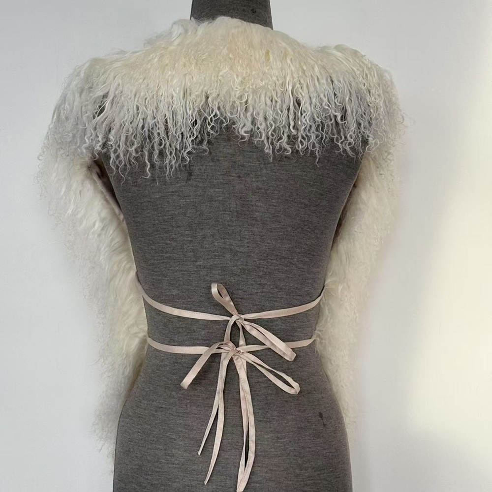 Luxurious Genuine Mongolian Fur Women Halter V-Neck Fur Vest Top