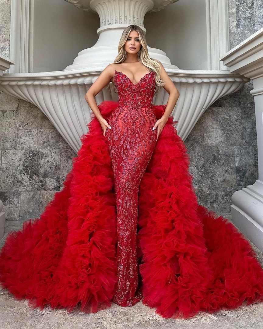 Gorgeous Evening Dresses For Women Sweetheart Neck Sleeveless Gown Sequins Detachable Train Dress Party Customized Dress