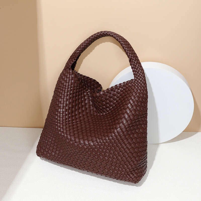 Tote Bag Braided Handbag Large Capacity Tote New Style Handwoven Basket For Women Handheld Casual Versatile Underarm Bag Shoulder Bag