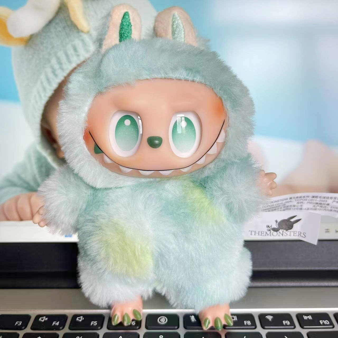 Labubu Vinyl Plush Dolls - Special Edition Blind Box Set with Three Generations 1box 6PCS