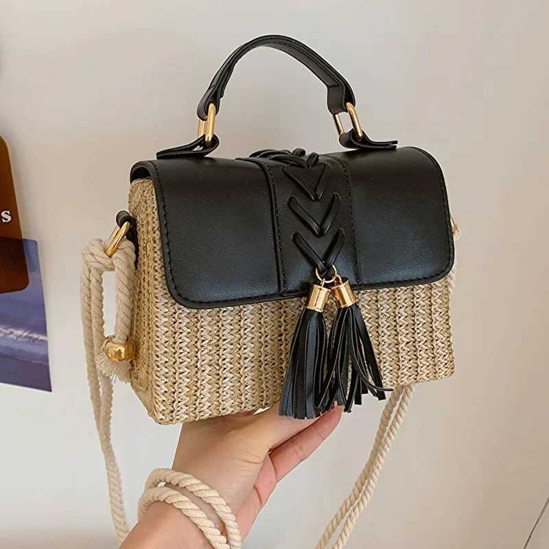 Retro Style Woven Grass Mini Bag Casual Womens Handbag Shoulder Crossbody Summer New Box Shape Handbag for Ladies XJ2520528