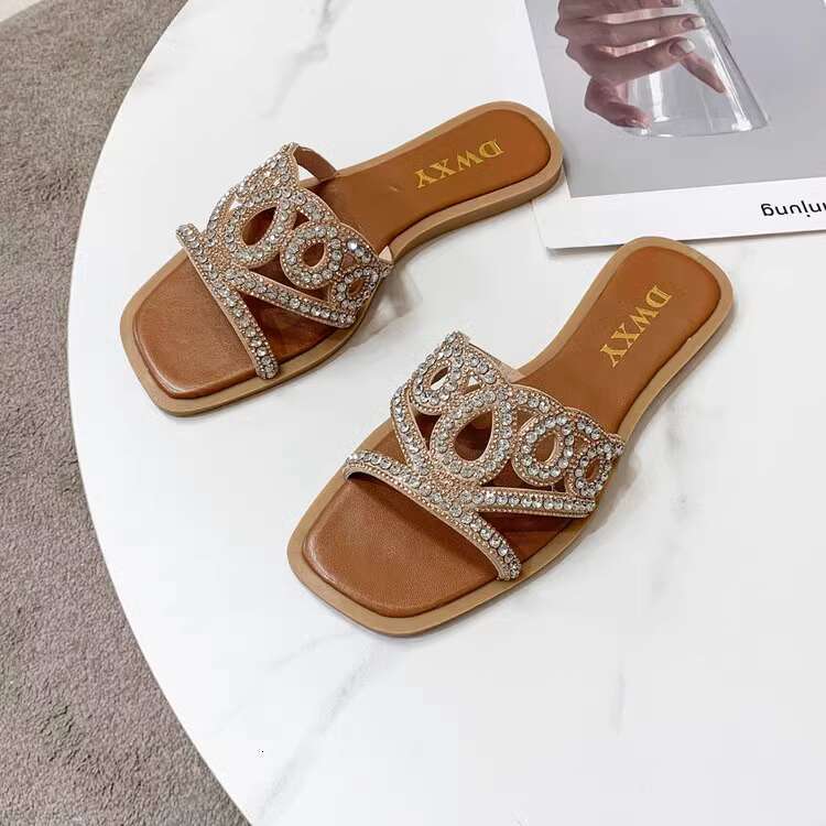 Designer Plus Size Women's Sandals 2025 Solid Color Flat Sandals Casual Square Toe Outdoor Wear Beach Rhinestone Slippers Luxury Shoes Wholesale