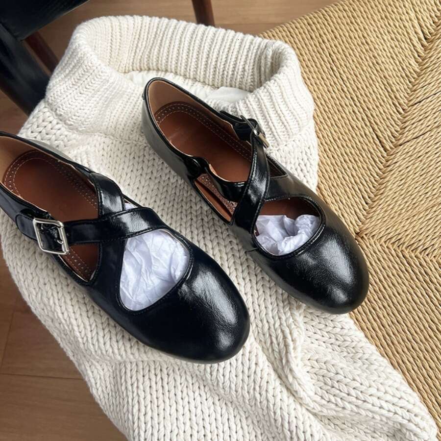 Genuine Leather Niche Silver Fashion Ballet Flats Round Toe Shallow Mouth Cross Strap Mary Jane Shoes for Women Summer Autumn