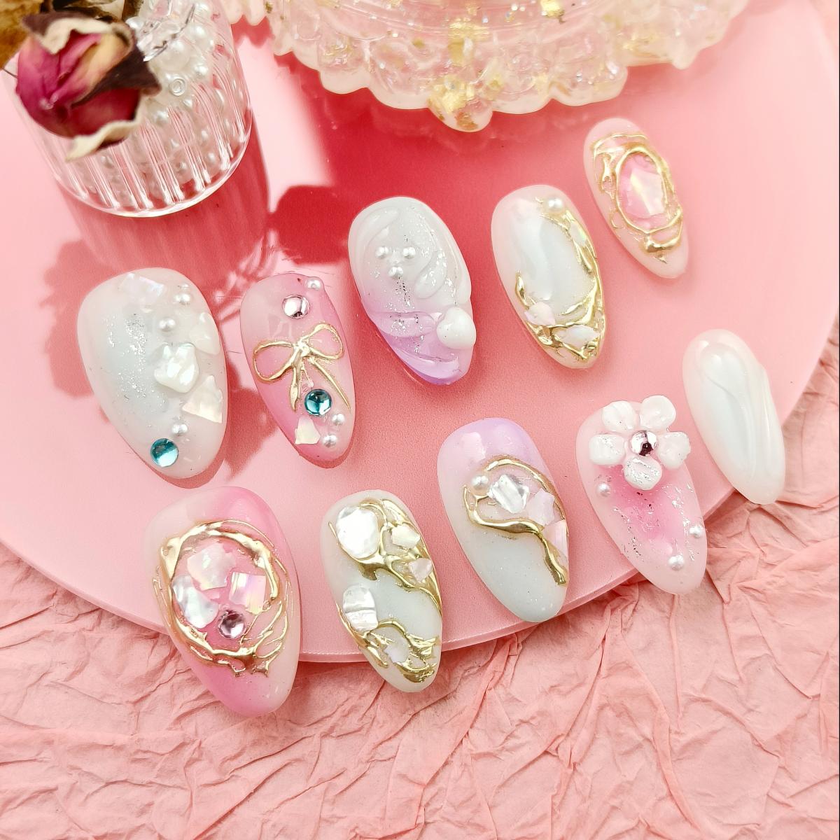 10pcs Sweet Handmade Press-on nails Short Almond Nails Bundle Hand drawn 3D Flowers Butterfly Diamond Finished nail stickers Free storage box jelly gl