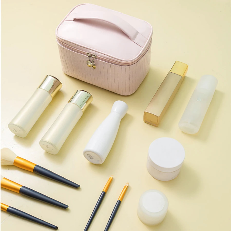 Ladies Large Portable Toasted Cake Double Layer Waterproof Cosmetics Storage Bag Dry and Wet Separation n Tr 250528