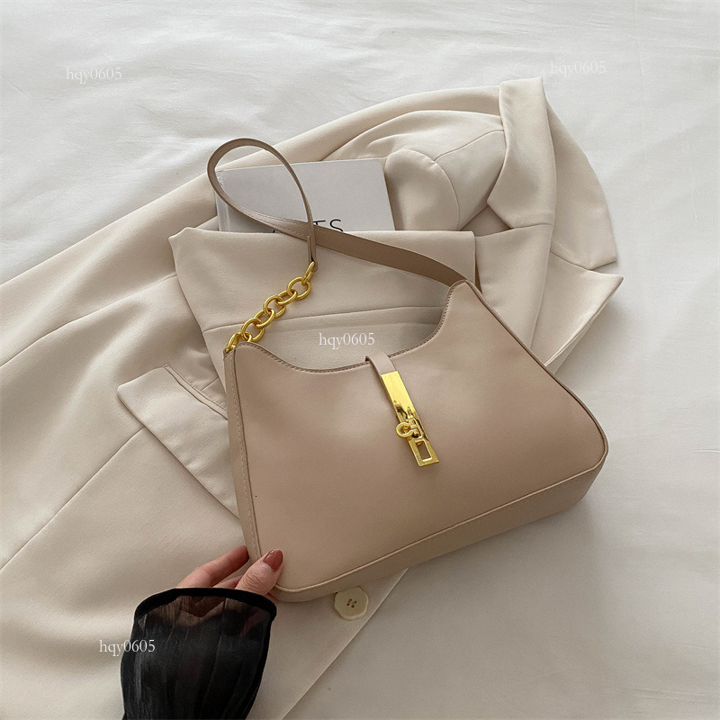 Top quality Brand High Quality New Style Free Delivery Designer Bag High-End for Women 2024 Trend Versatile Autumn Retro French Underarm Niche Design 