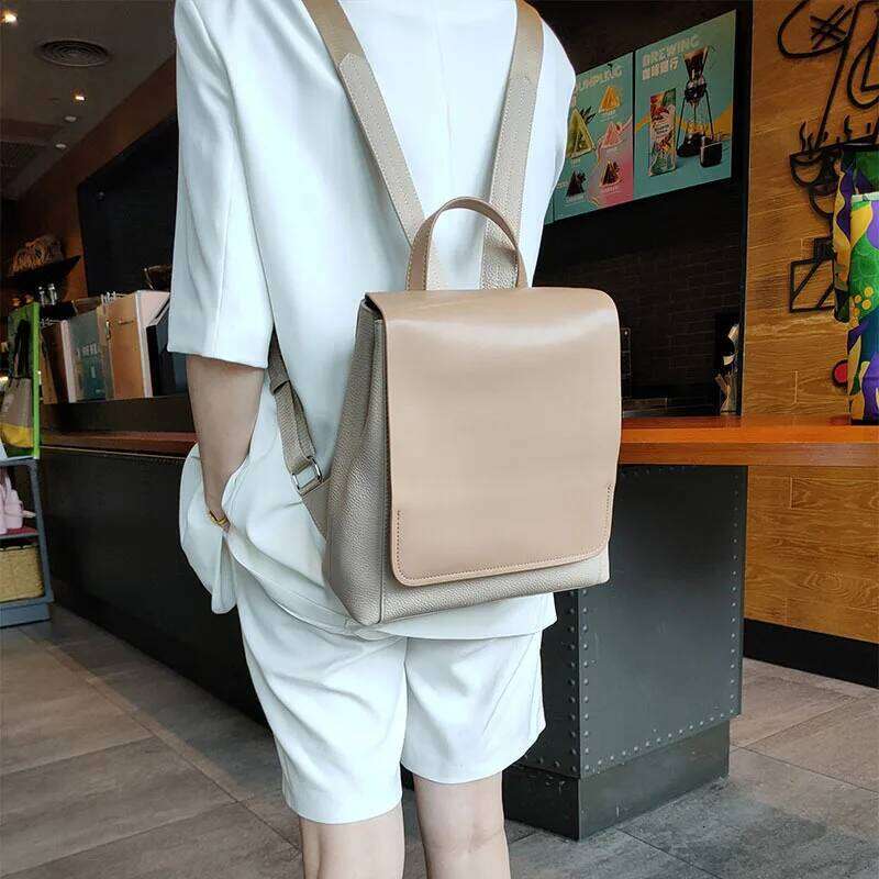 Fashion Female Genuine Backpack Lady's Large Capacity Shoulders Bag Women Commute Knapsack Soft Leather Casual Backpacks