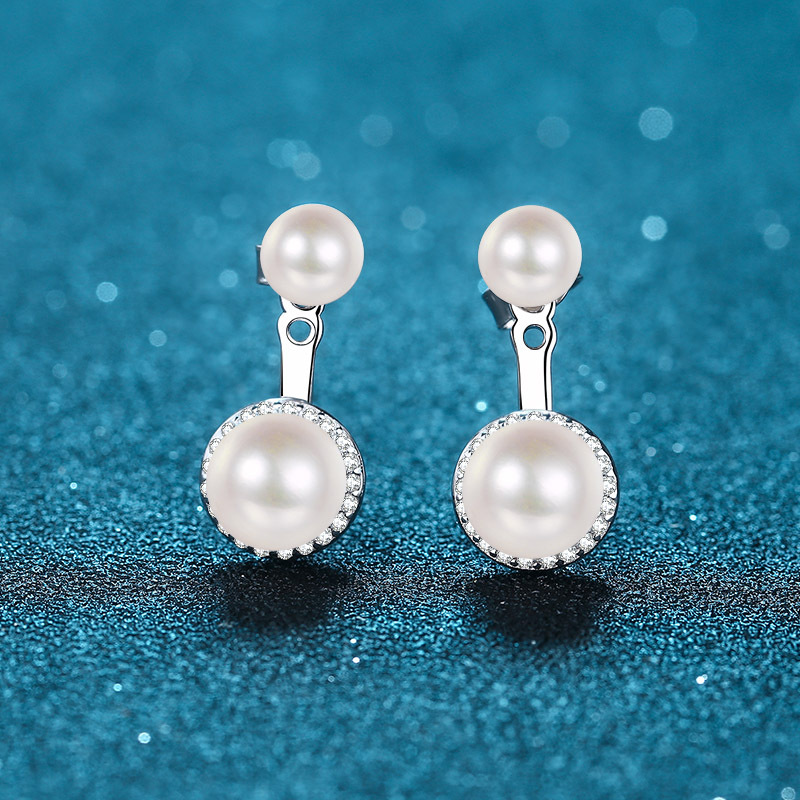 Sophisticated PT950 Gold Gilt 925 Silver Earings For Her Adorned by Dazzling Moissantes & Natural White Pearls