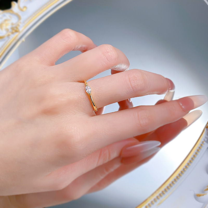 2025 Ins Top Sell Elegant Wedding Rings Luxury Jewelry Real 100% 925 Sterling Silver 18k Gold Marquise Cut Sweet Cute Party Lady Eternity Women Engage