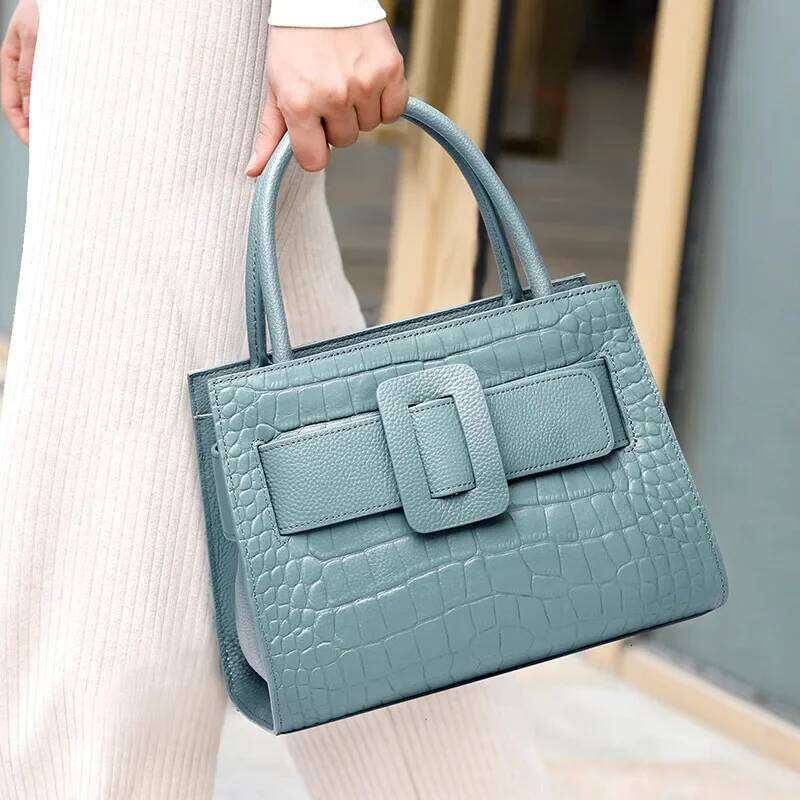 2024 New Women's Fashion Versatile Commuter Large Air Single Shoulder Cow Leather Summer Trendy Bag Motorcycle Equipment