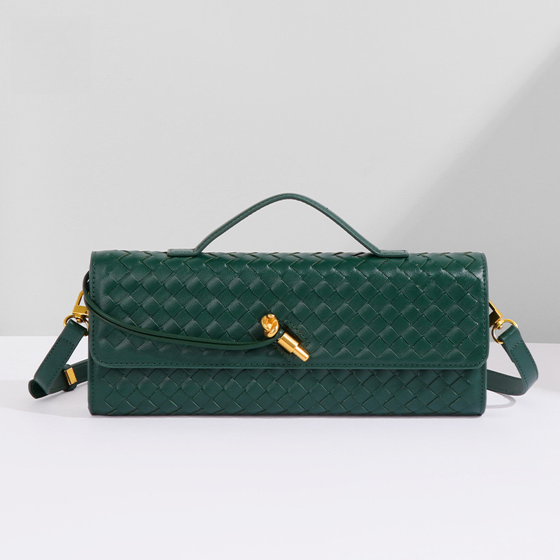 2025 New Evening Handwoven Vintage Baguette Niche Handheld Shoulder Crossbody Women's Bag