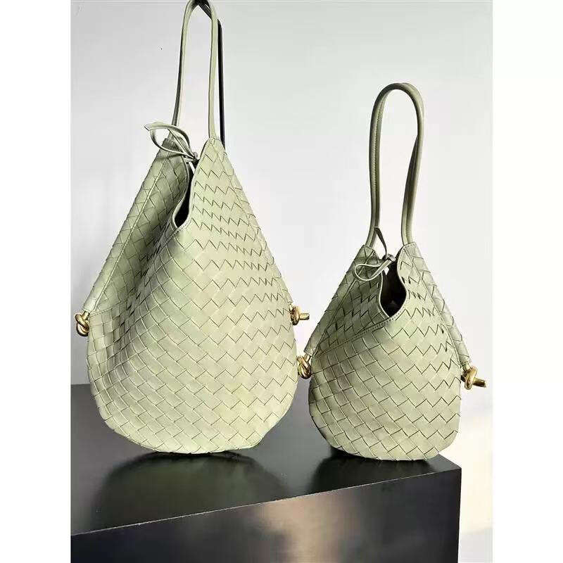 Tote Bag Niche Tote New Cowhide Woven Large And Small Underarm High End Casual Fashion Bucket Bag For Women Shoulder Bag Braided Handbag