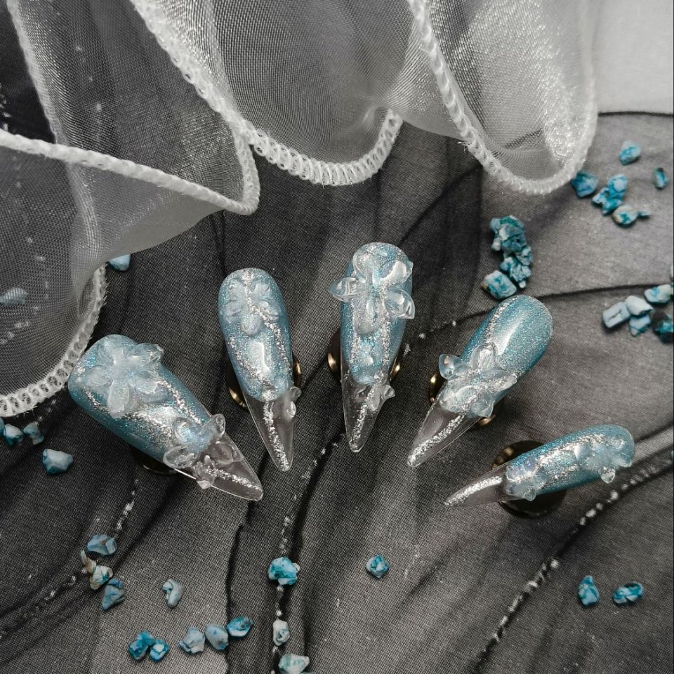 10pcs Handrawn 3D Flowers Handmade Press-on nails Long Stiletto Nails Bundle Crystal Sweet Elegant Finished nail stickers Free storage box jelly glue 
