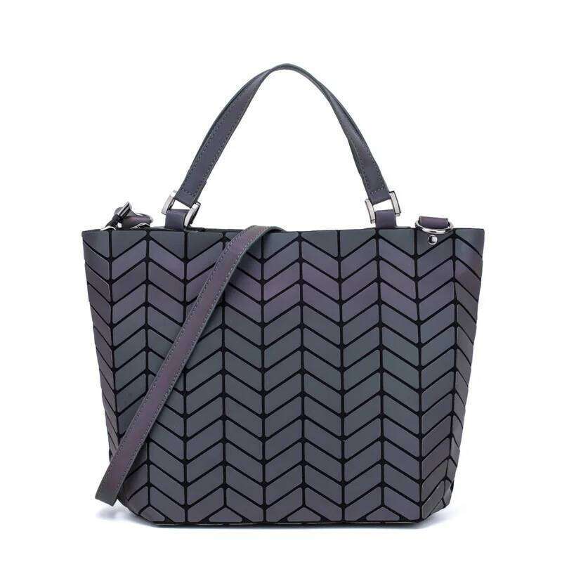 Hot Selling Luminous Reflective Bag Geometric Tote Shoulder Bags For Women Plain Folding Handbags Sac A Main Female Bolsas Designer Bags