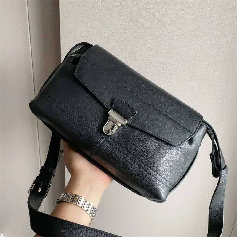 LE Vegetable Tanned Cowhide Motorcycle Vintage Shoulder Underarm Messenger Bag Fashion Designer Handbag