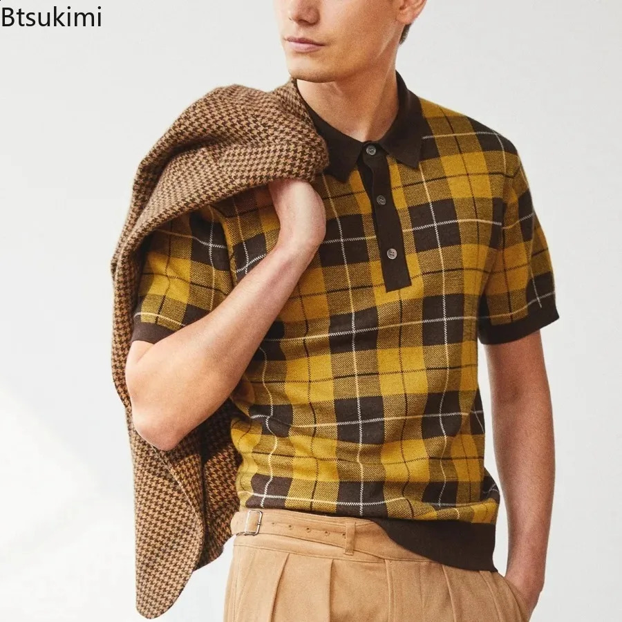 Mens Classic Plaid Knitted Jacquard Polo Shirt Summer Men Business Casual Lapel Tops Fashion Vintage Knit T-shirt Male 250528