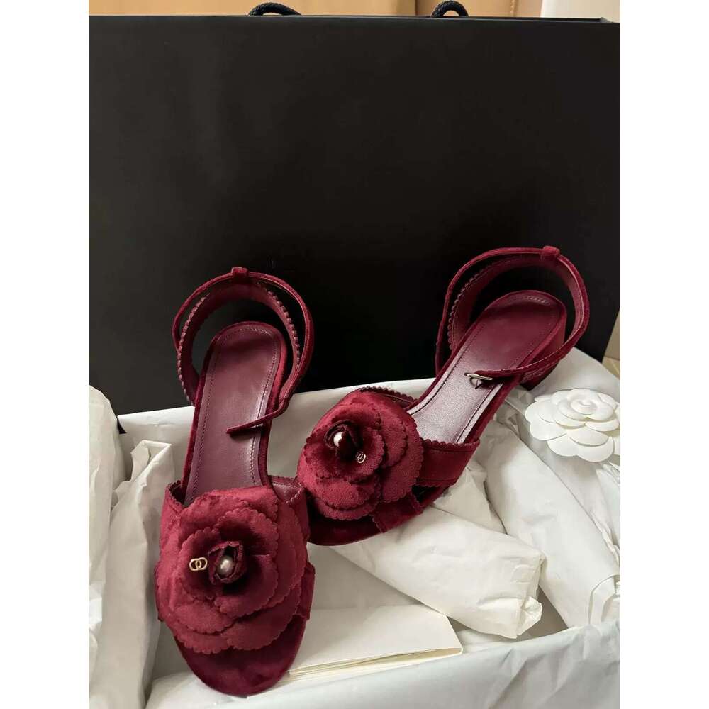 Genuine Leather Velvet Small Fragrance Camellia Strap Sandals for Women 2025 Spring Summer New Thick Heel Round Toe Slippers