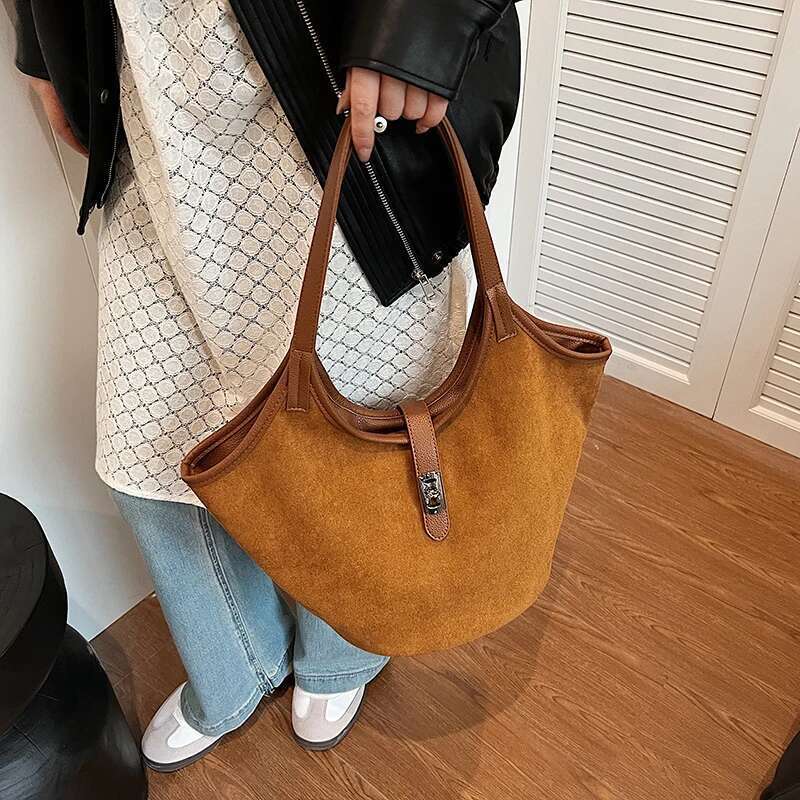 Hot Selling MOODS Mini Bucket Shoulder Bags For Women Faux Suede Commuter Tote Large Capacity Underarm Hobo Bag Winter New Handbags Designer Bags
