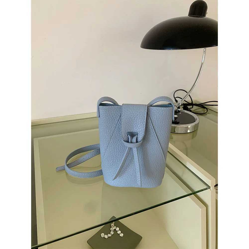 Womens Portable PU Mini Phone Bag Solid Leather Flap Casual Crossbody Bags Female Versatile Shopping Messenger Shoulder Pack XJ2520528