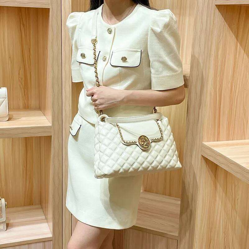 Brand Genuine Leather Chain For Women In 2025, New Designer With A Sense Of , Large Capacity Underarm Shoulder Bag