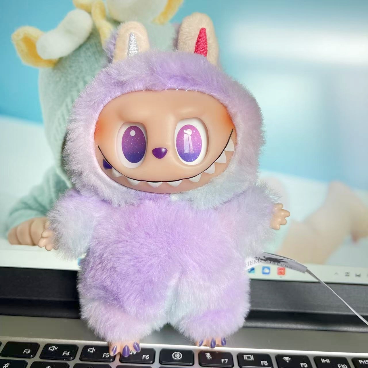 Labubu Vinyl Plush Dolls - Special Edition Blind Box Set with Three Generations 1box 6PCS