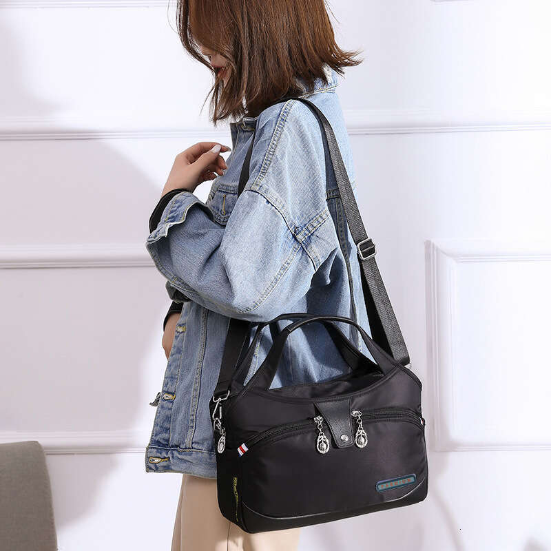 Summer New Fashion Oxford Cloth Large Capacity Shoulder Women's Casual Lightweight Outdoor Travel Handbag Crossbody Bag B5