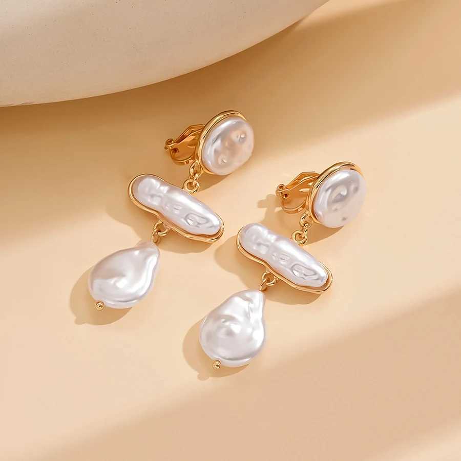 New Arrival Irregular Simulate Baroque Pearl Clip on Earrings for Women Mom Hyperbole Non Pierced Dangle Earrings Jewelry Gifts L250527