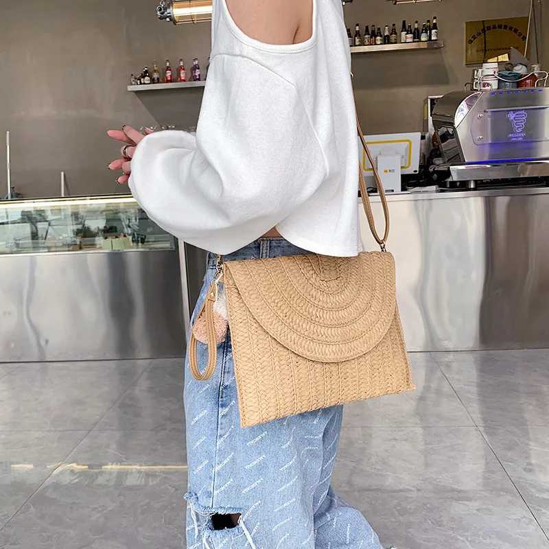Casual Women Envelope Clutch Bags Lady Fashion Crossbody Bag Beach Straw Woven Messenger Shoulder Bag Women Travel Tote Purse XJ2520528