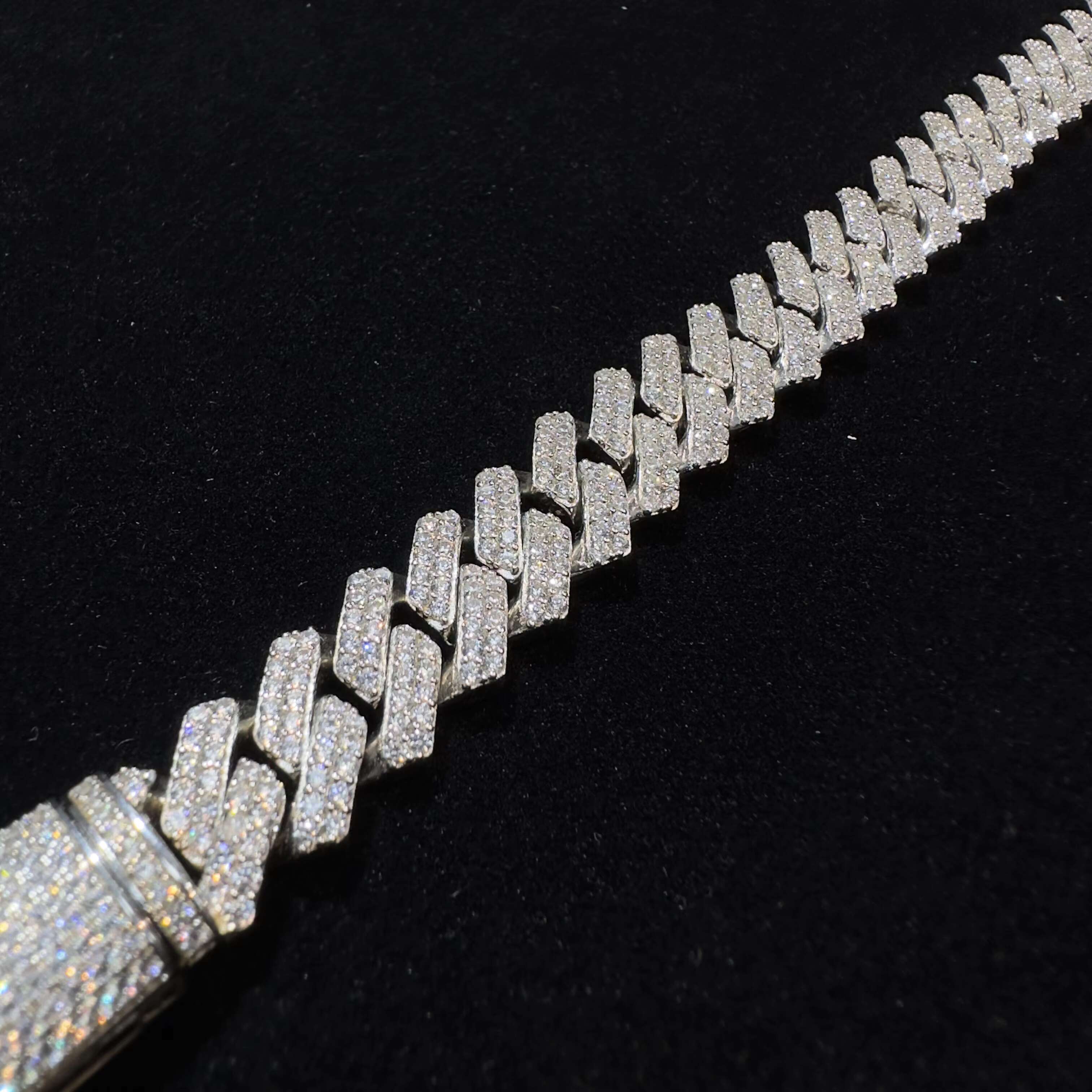 18mm Customizable Double Row Cuban Link Chain Hip Hop Mens Rapper Diamond Pendant Necklace VVS Moissanite Available 18MM