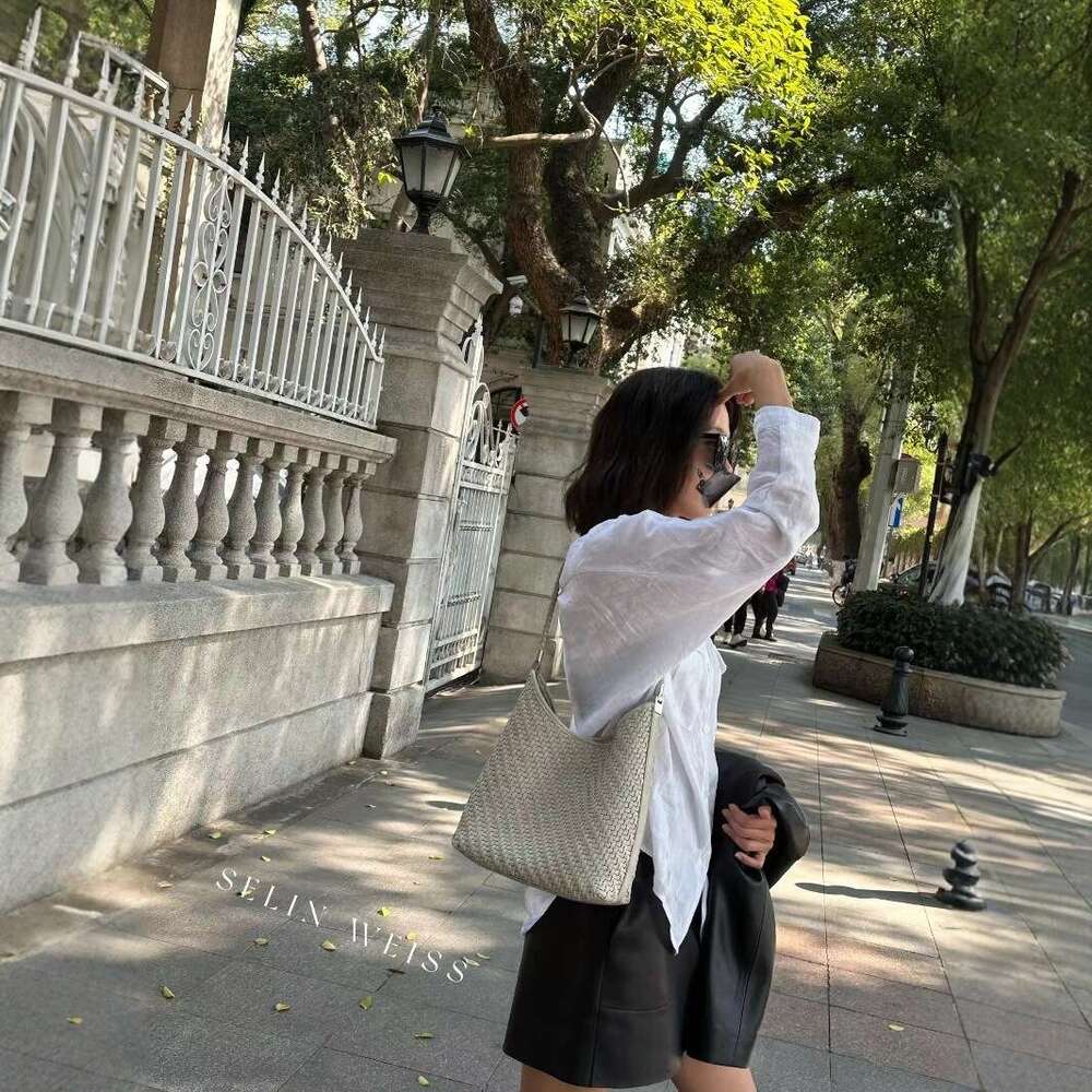Tote Bag Woven Tote For Women New Style Office Commute Large Capacity Shoulder Fashionable Simple Underarm Bag Trendy Shoulder Bag Braided Handbag
