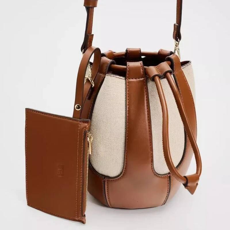 Women's Canvas Splicing Single Shoulder Commuting Crossbody Niche Bucket Bag