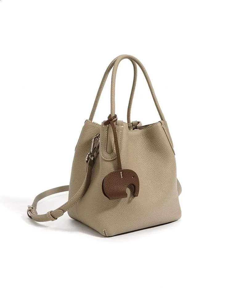 Office Women Genuine Leather Handbag Soft Single Shoulder Bucket Bag Versatile Multi Functional n Crossbody Bag 250528